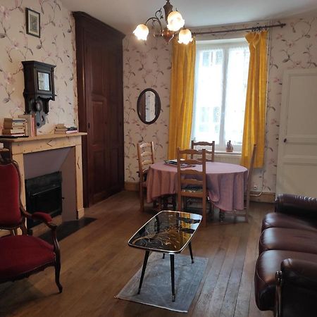Cour Et Jardin Villa Revin  Dış mekan fotoğraf