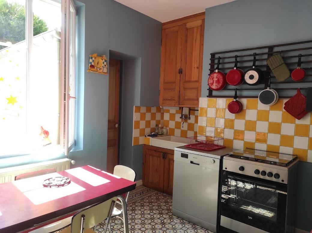 Cour Et Jardin Villa Revin  Dış mekan fotoğraf